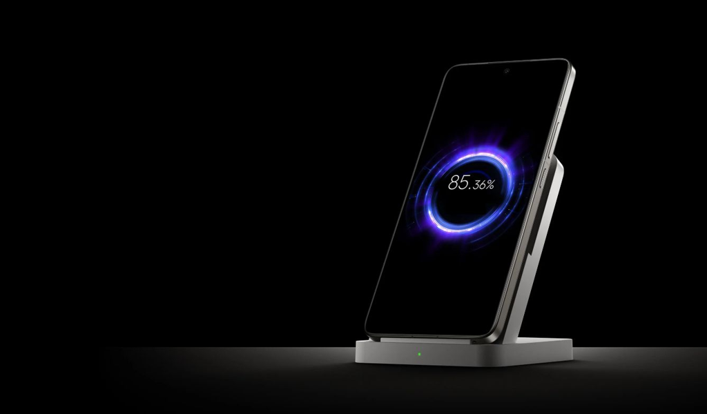120Wハイパーチャージ。ワイヤレス充電にも対応