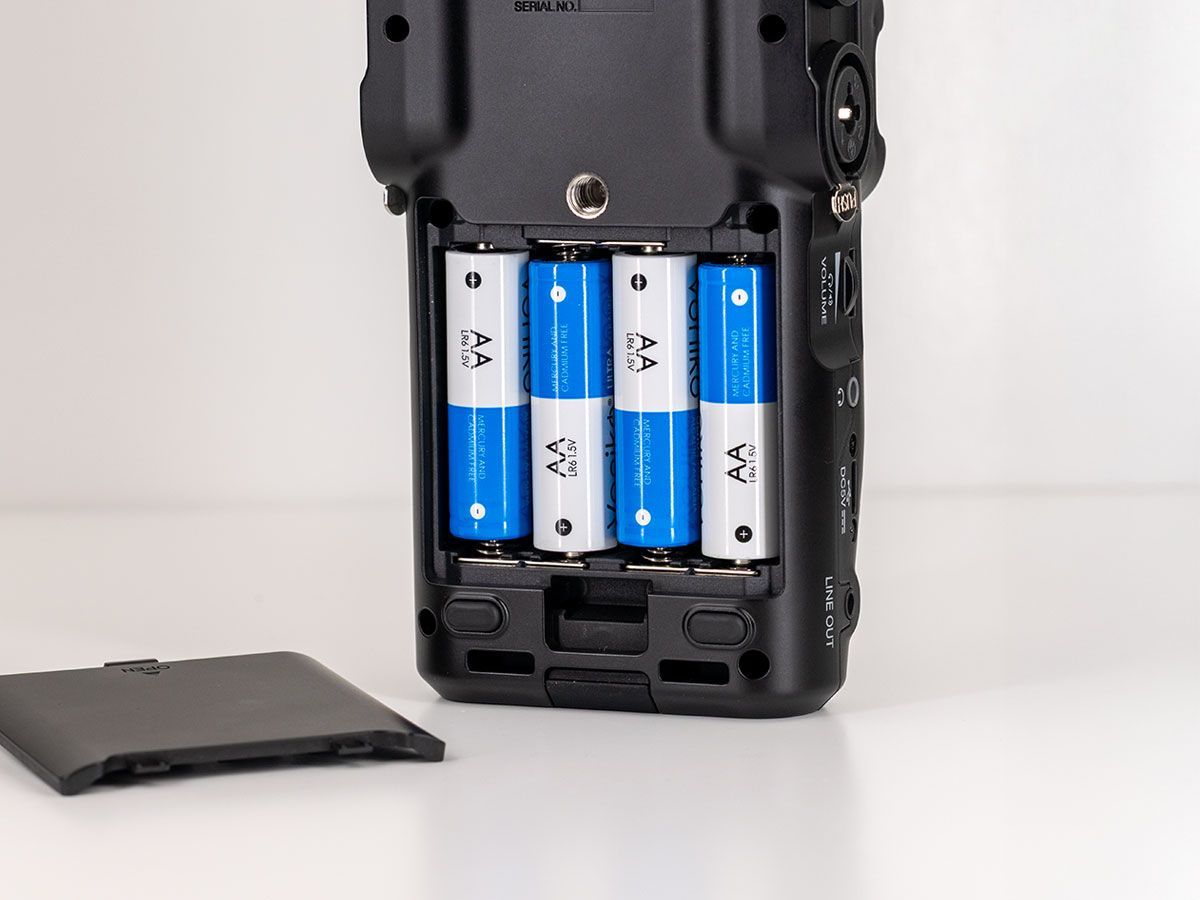 約15時間のバッテリー駆動