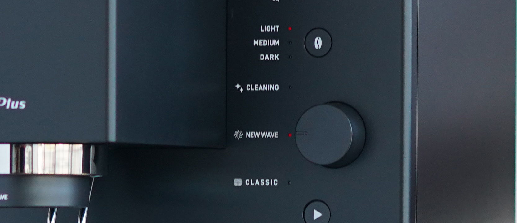 コーヒー粉の焙煎度によっても抽出を自動でコントロール