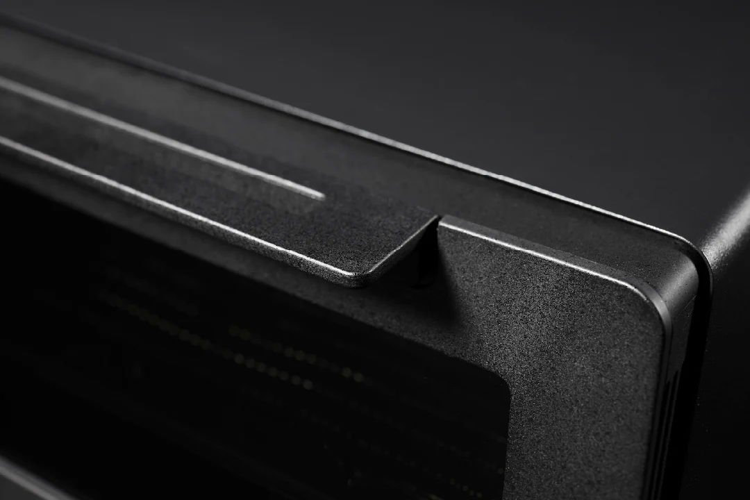 重厚感のあるデザイン