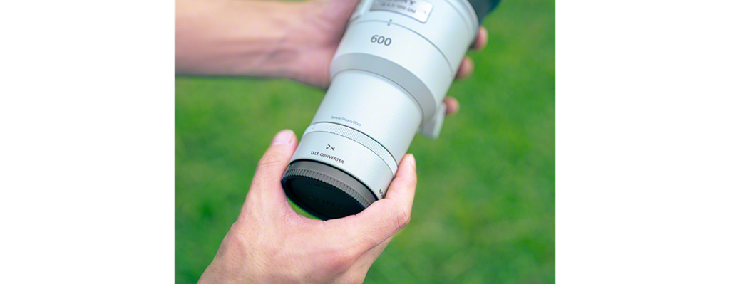 ソニー FE 600mm F6.3 GM OSS SEL600F63GM 超望遠 手に持った質感