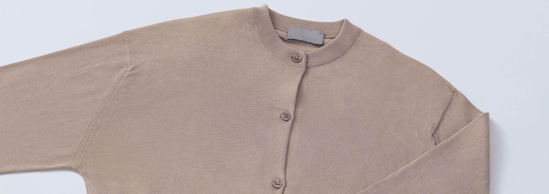 スチームでシワ・ニオイ取り