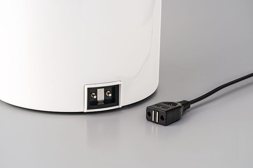 マグネットプラグ