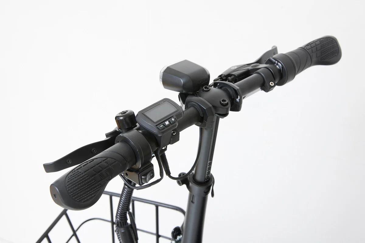 安定性の高いハンドル