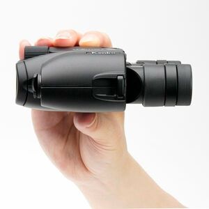 握りやすいフラット設計