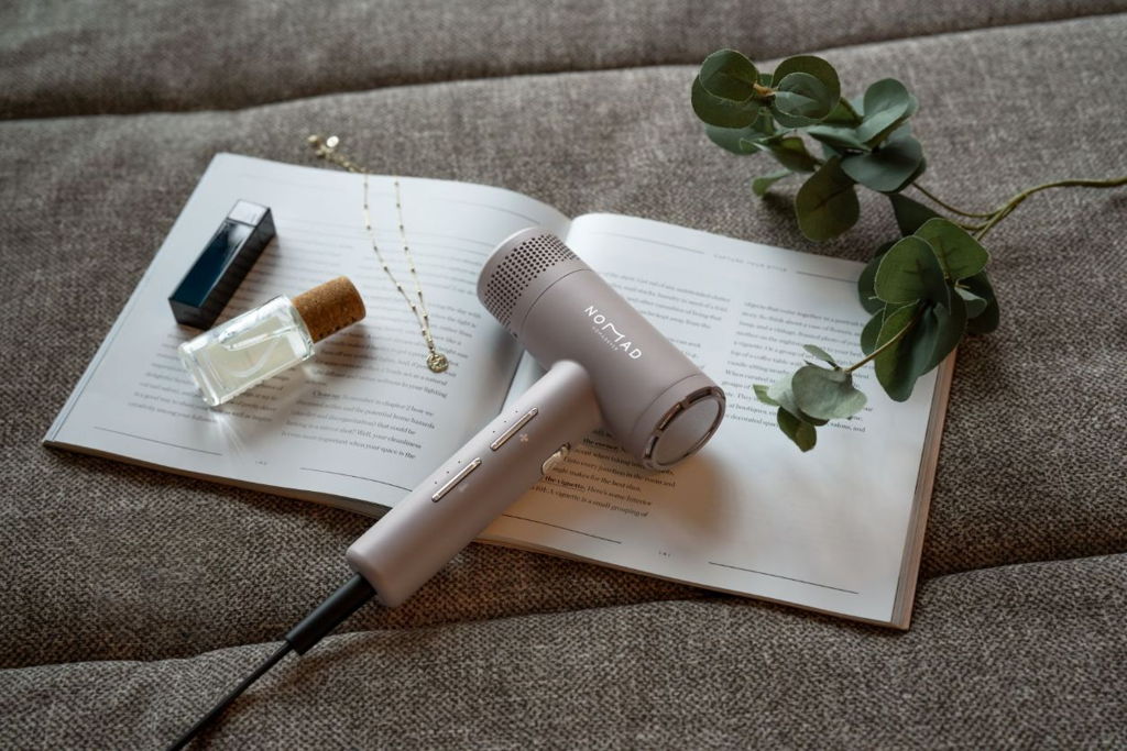 カームグレージュ