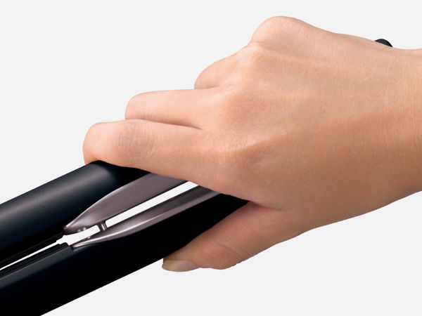 手になじむグリップ