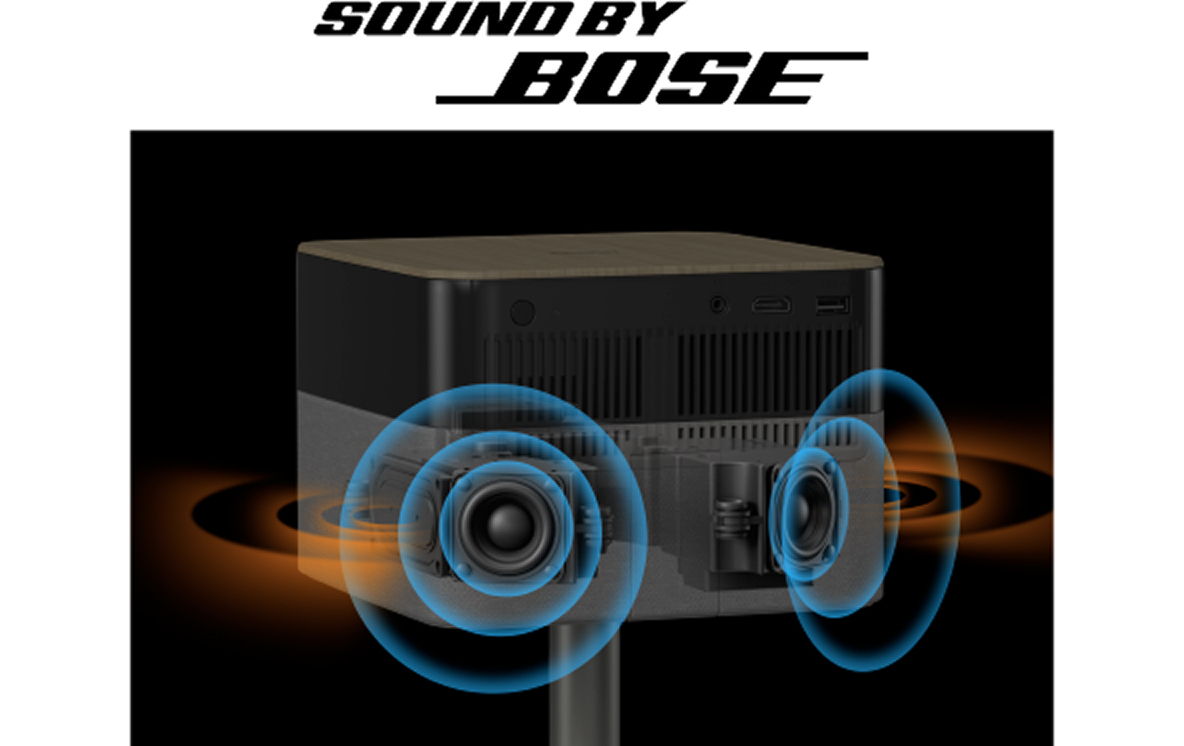 Sound by Boseオーディオで重厚感あるサウンド